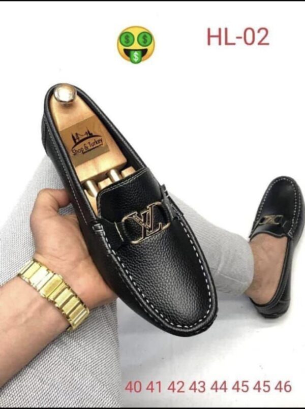 Premium luxury for men available in size 42/45. 