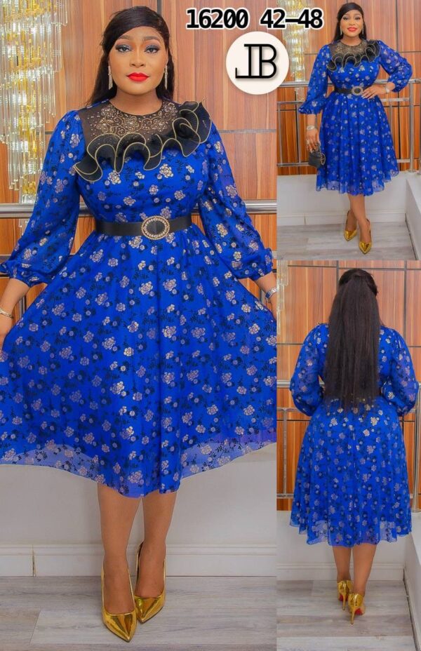 Luxury ladies dress available in size 42/48.